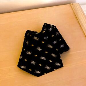 Geoffrey Beene tie